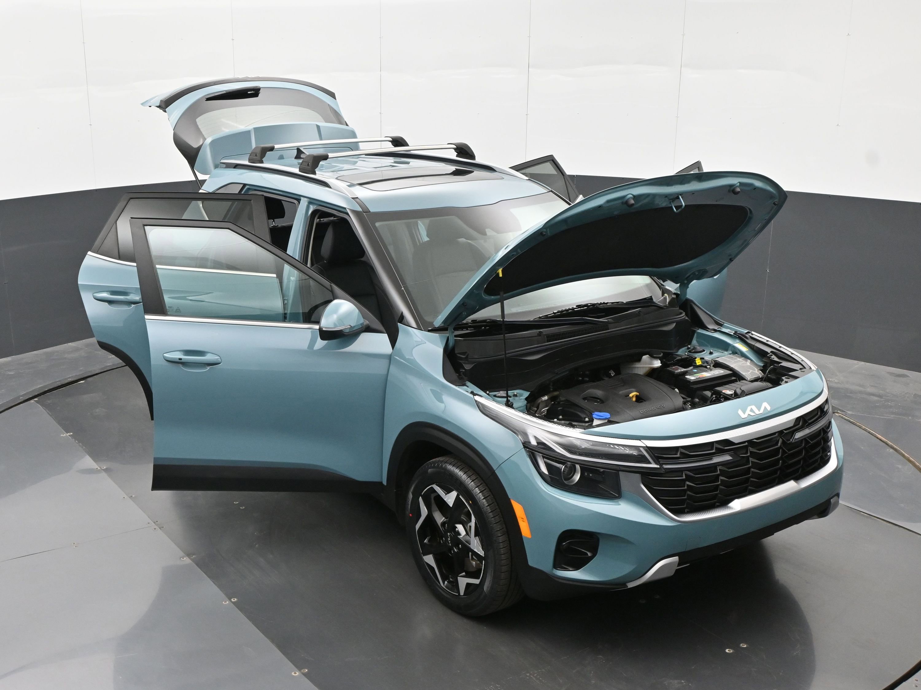 Used 2024 Kia Seltos EX AWD/4WD image 46