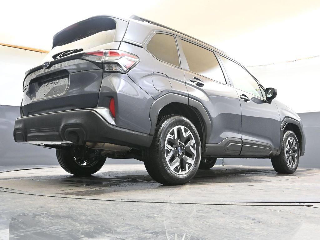 Certified 2025 Subaru Forester Premium image 33