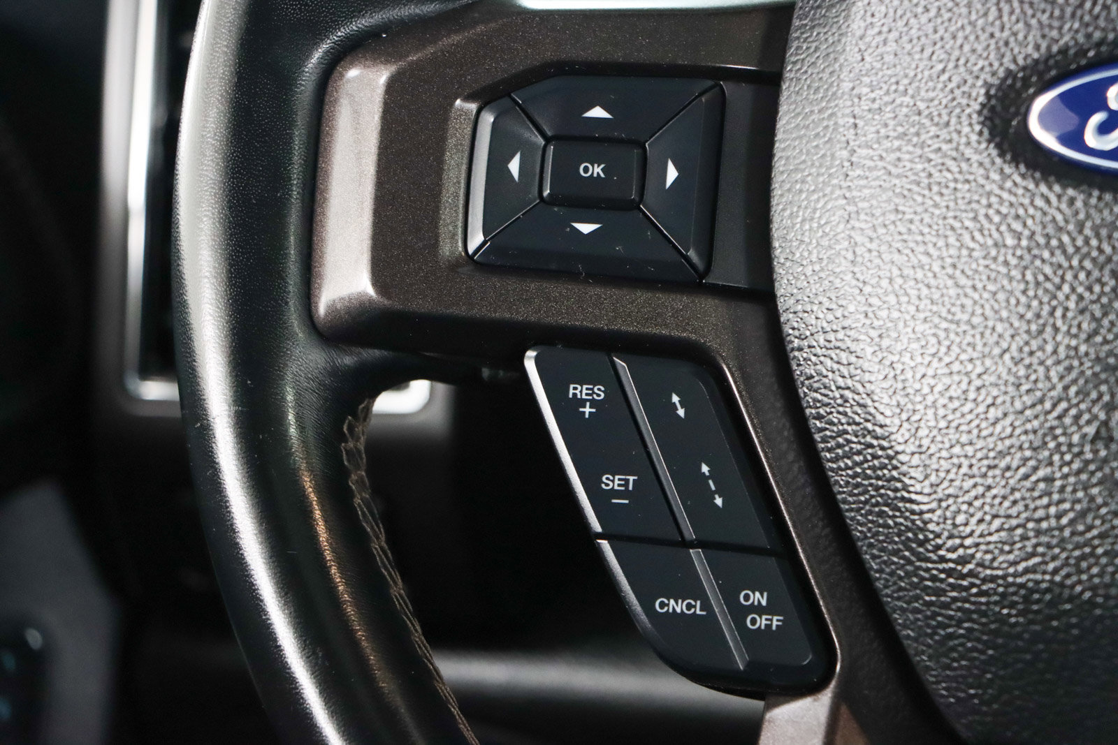 Used 2021 Ford Expedition Limited RWD image 14