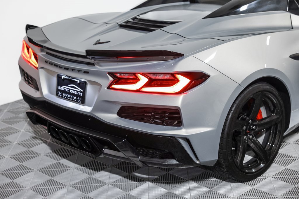 Used 2023 Chevrolet Corvette Z06 w/ Stealth Interior Trim Package image 7