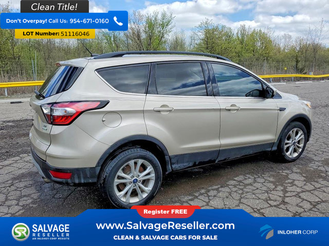 Used 2018 Ford Escape SE FWD image 4
