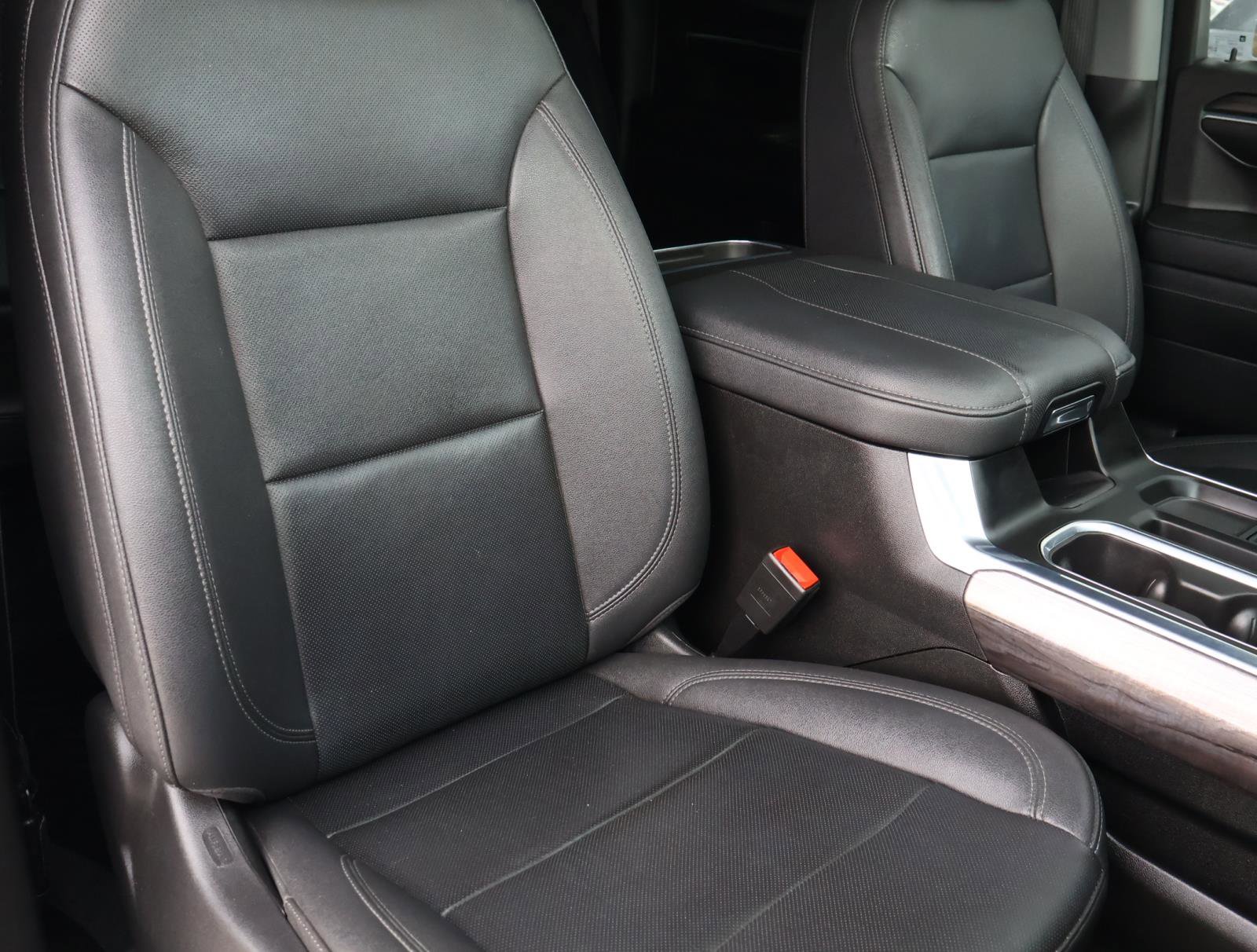 Used 2023 Chevrolet Silverado 1500 LTZ w/ LTZ Convenience Package II AWD/4WD image 20