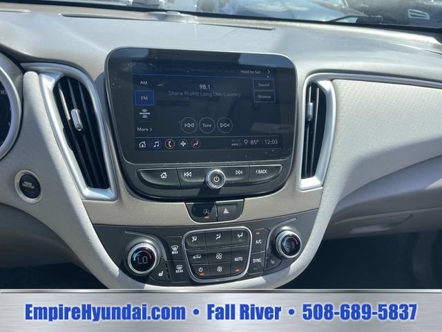 Used 2023 Chevrolet Malibu LT FWD image 23