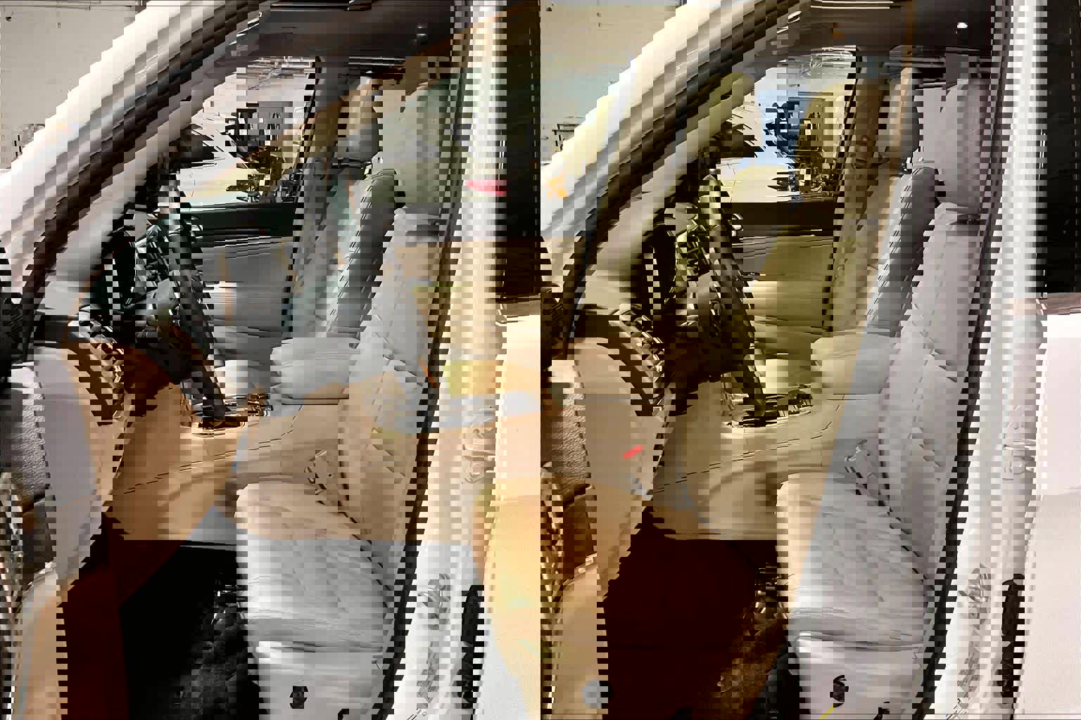 Used 2017 Jeep Grand Cherokee Limited image 9