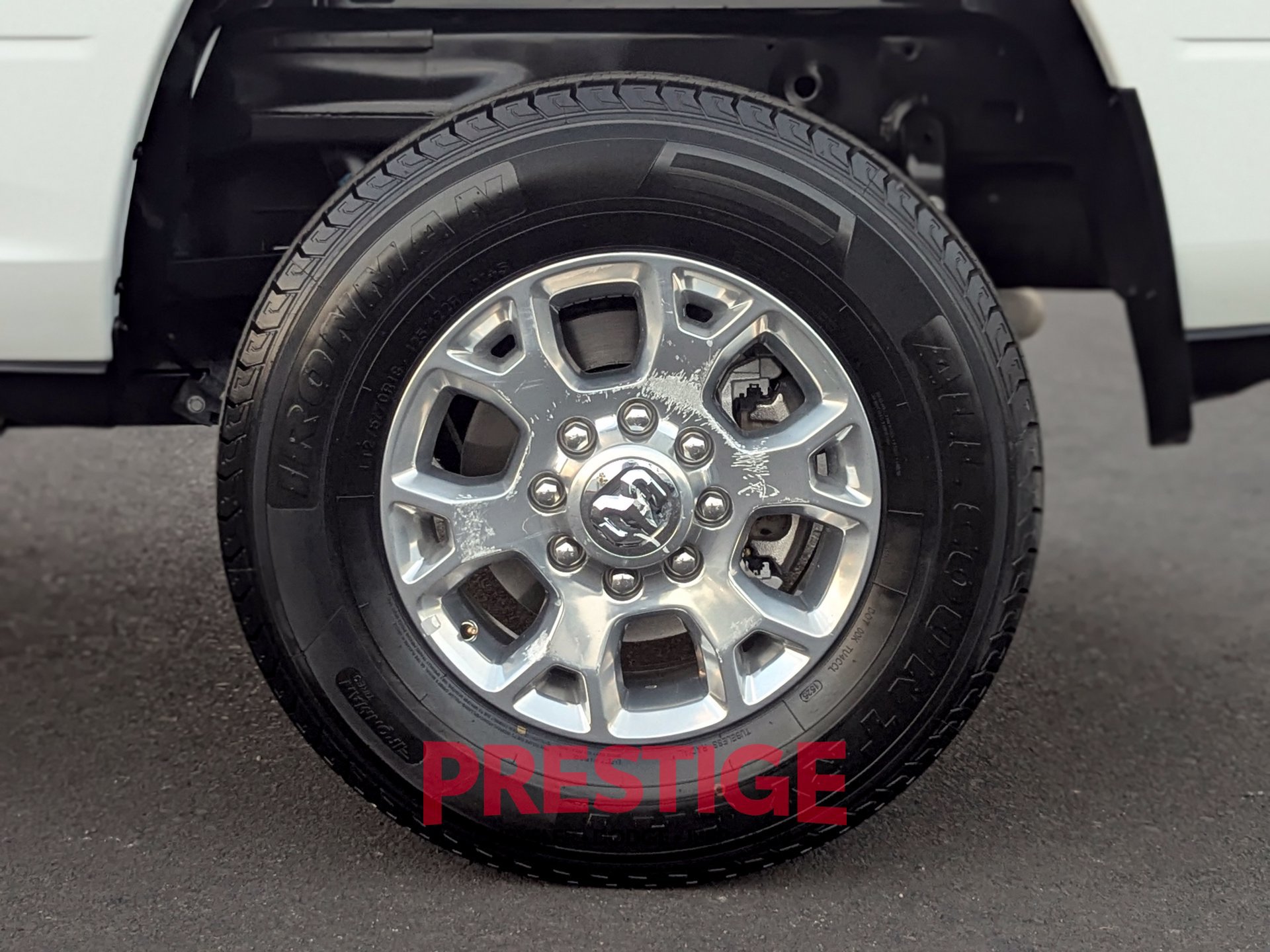 Used 2024 RAM 2500 Laramie AWD/4WD image 17