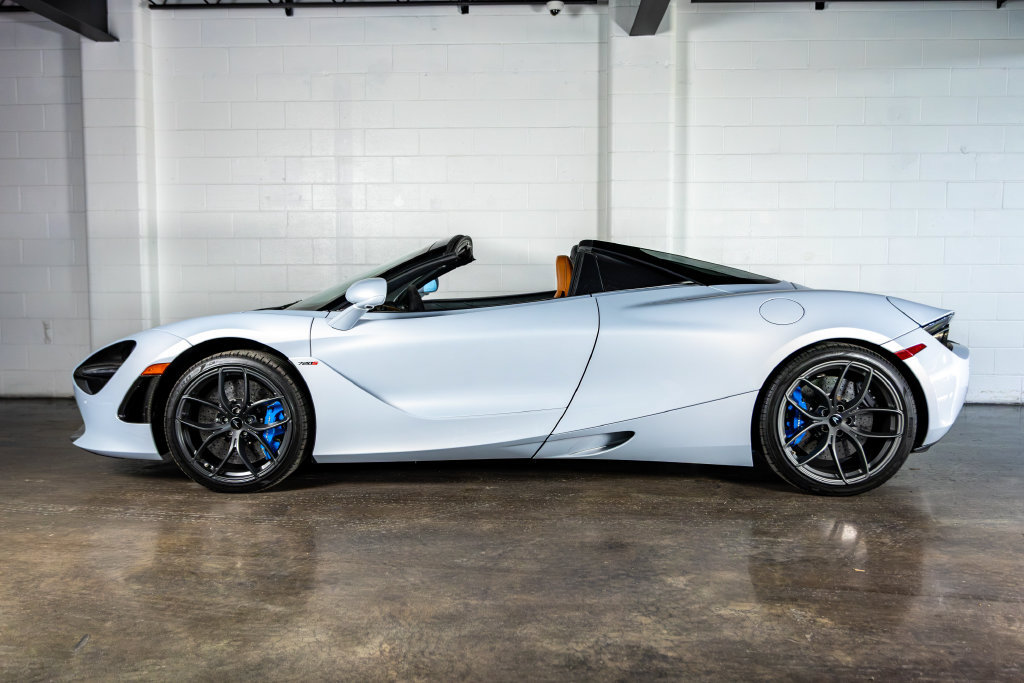 Used 2020 McLaren 720S Luxury RWD image 8