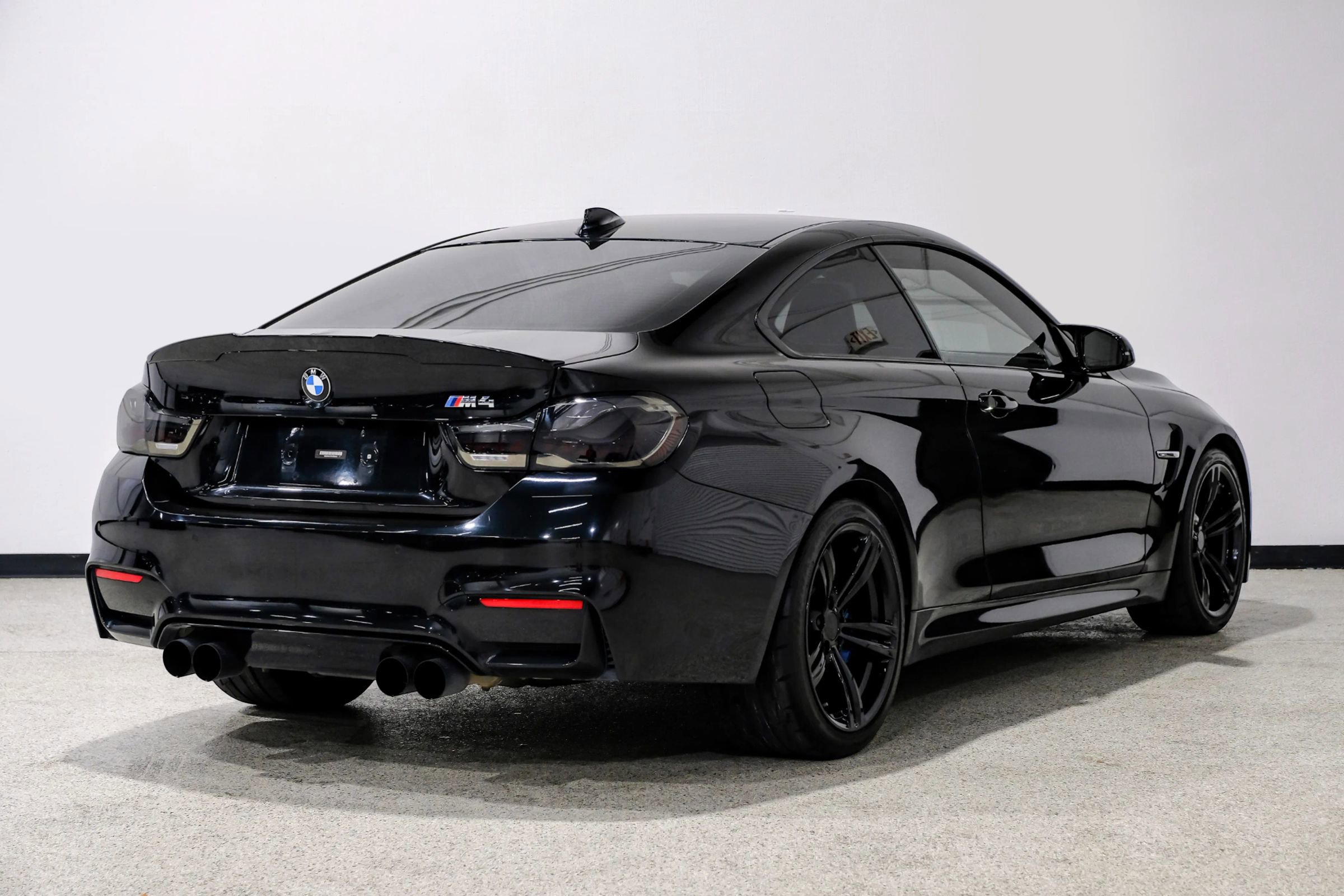 Used 2015 BMW M4 Coupe image 6