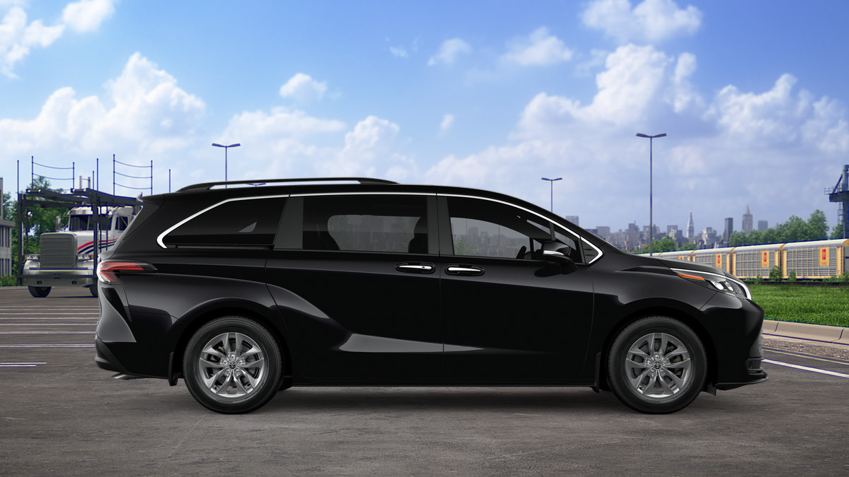 New 2026 Toyota Sienna XLE FWD image 14