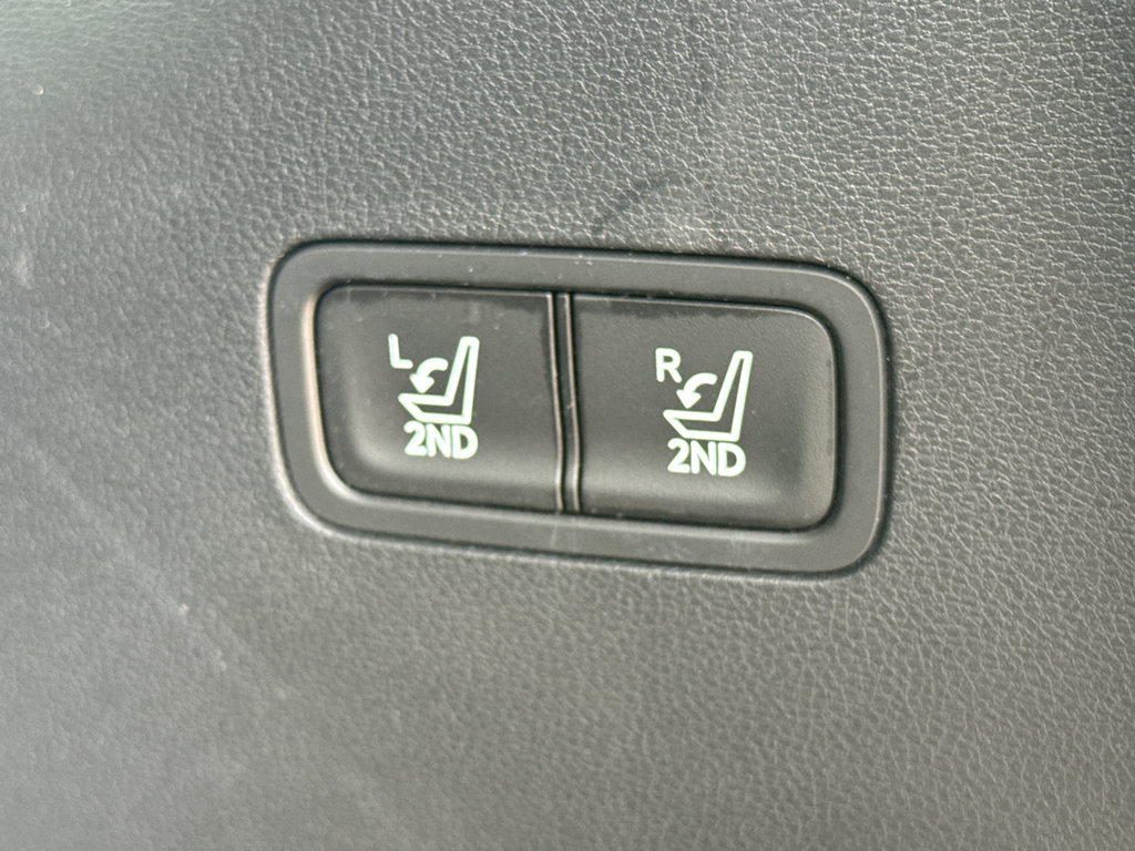 Used 2026 Hyundai Santa Fe SEL AWD/4WD image 33