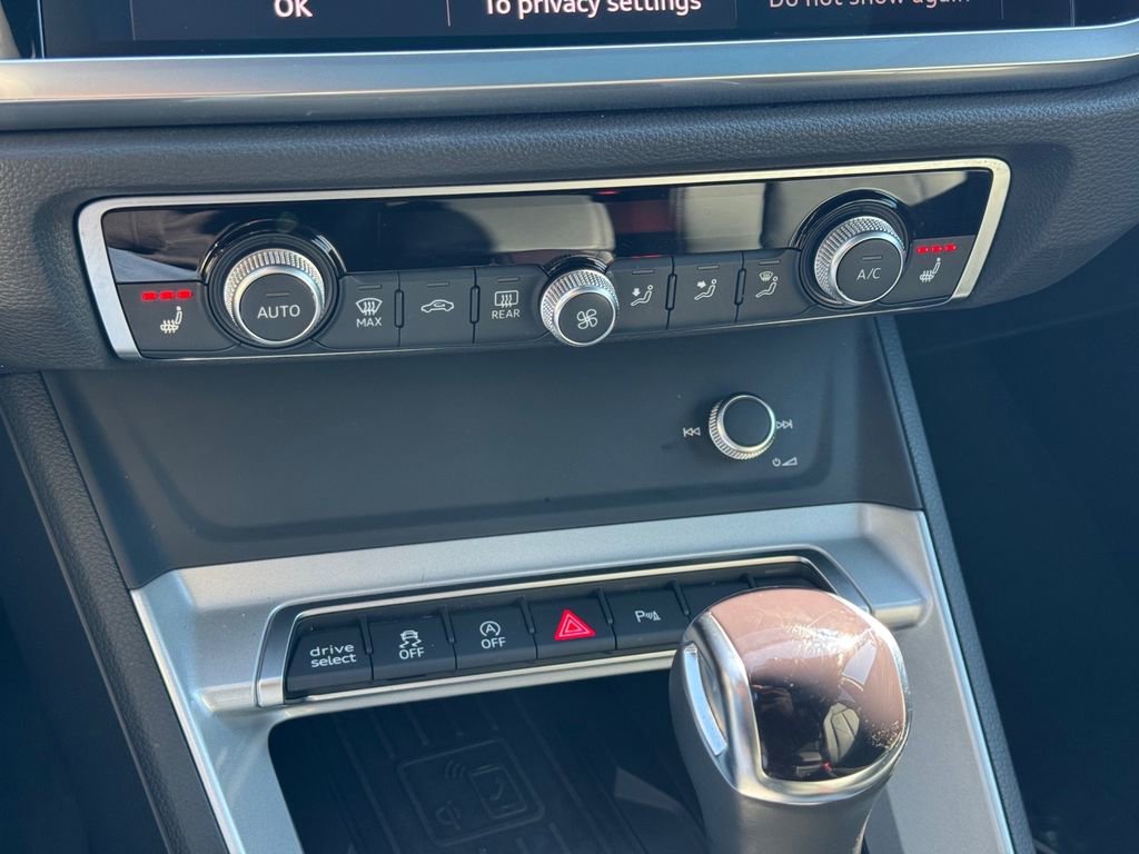 Used 2023 Audi Q3 2.0T Premium Plus image 21