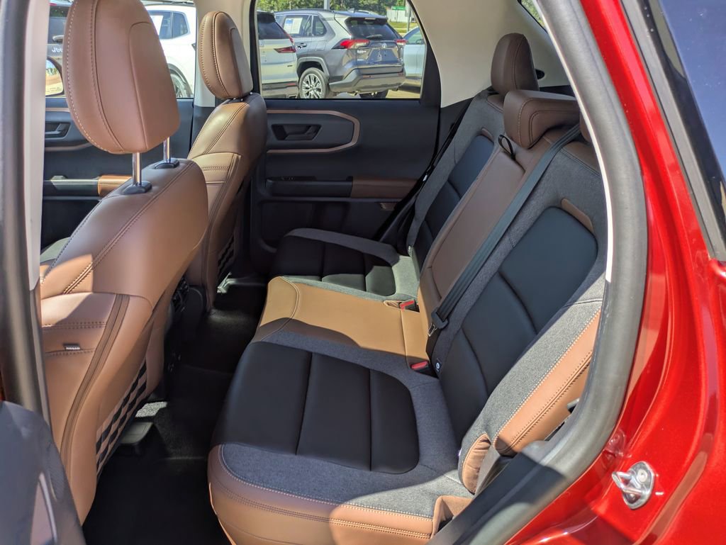 Used 2024 Ford Bronco Sport Outer Banks w/ Tech Package image 11