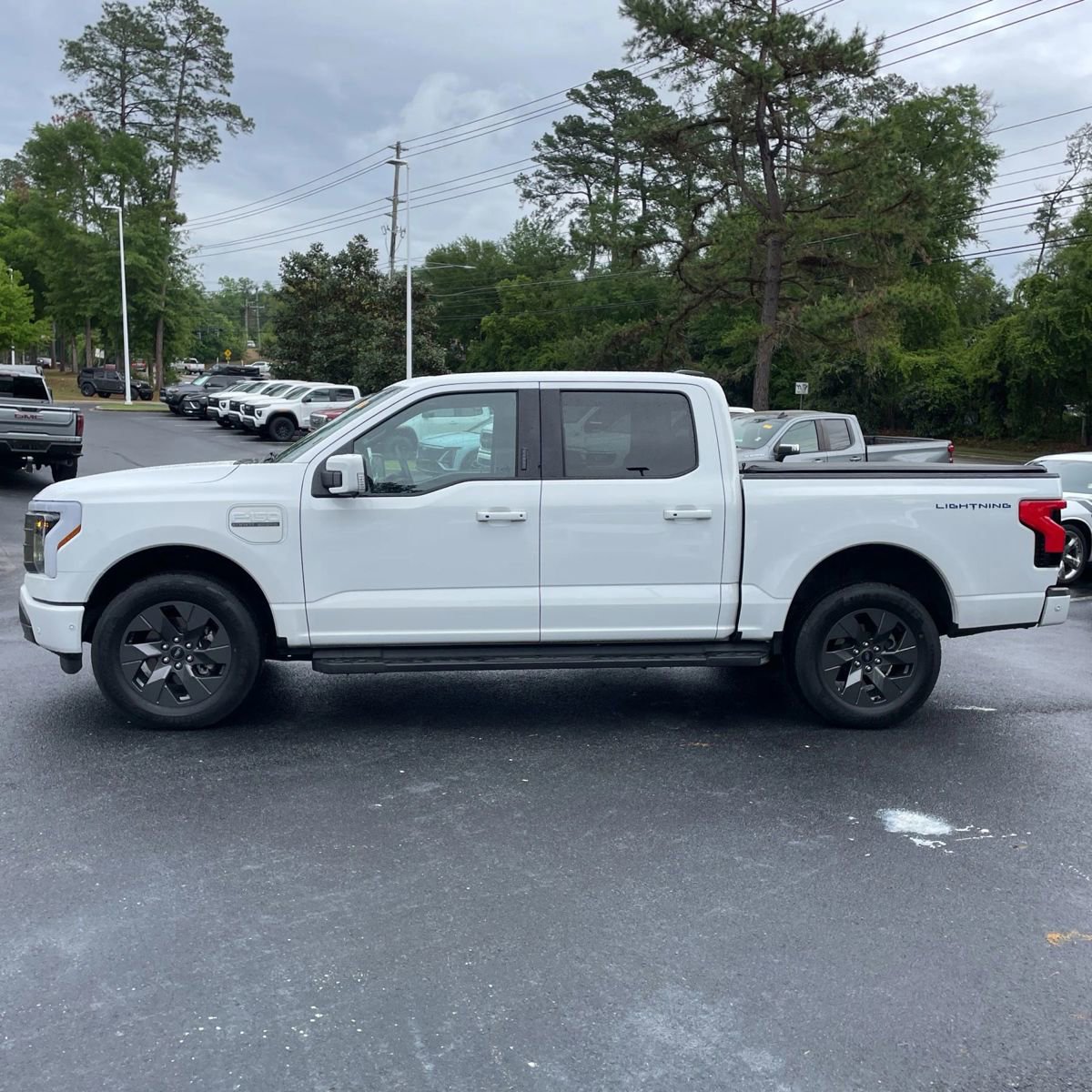 Used 2023 Ford F150 Lightning Lariat w/ Equipment Group 511A High image 10