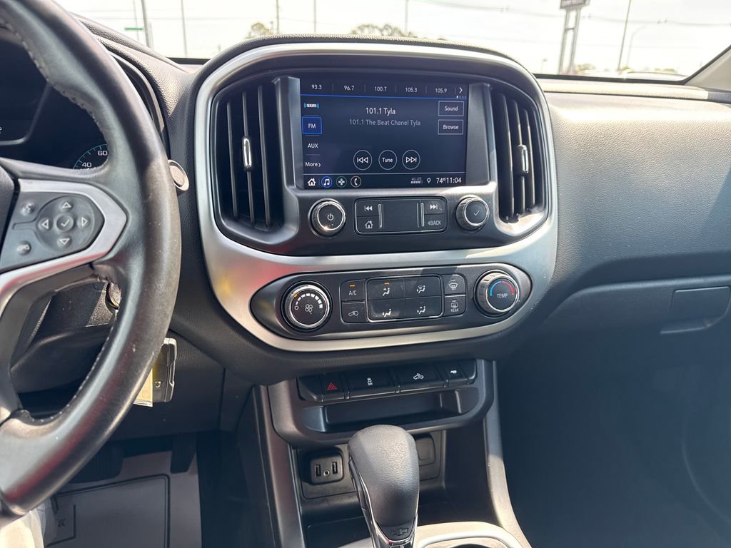 Used 2022 Chevrolet Colorado LT w/ LT Convenience Package AWD/4WD image 21
