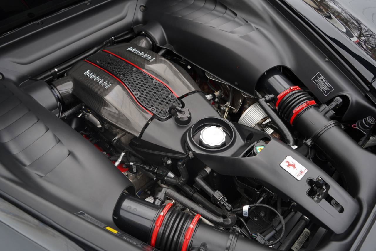 Used 2020 Ferrari 488 Pista Coupe RWD image 56