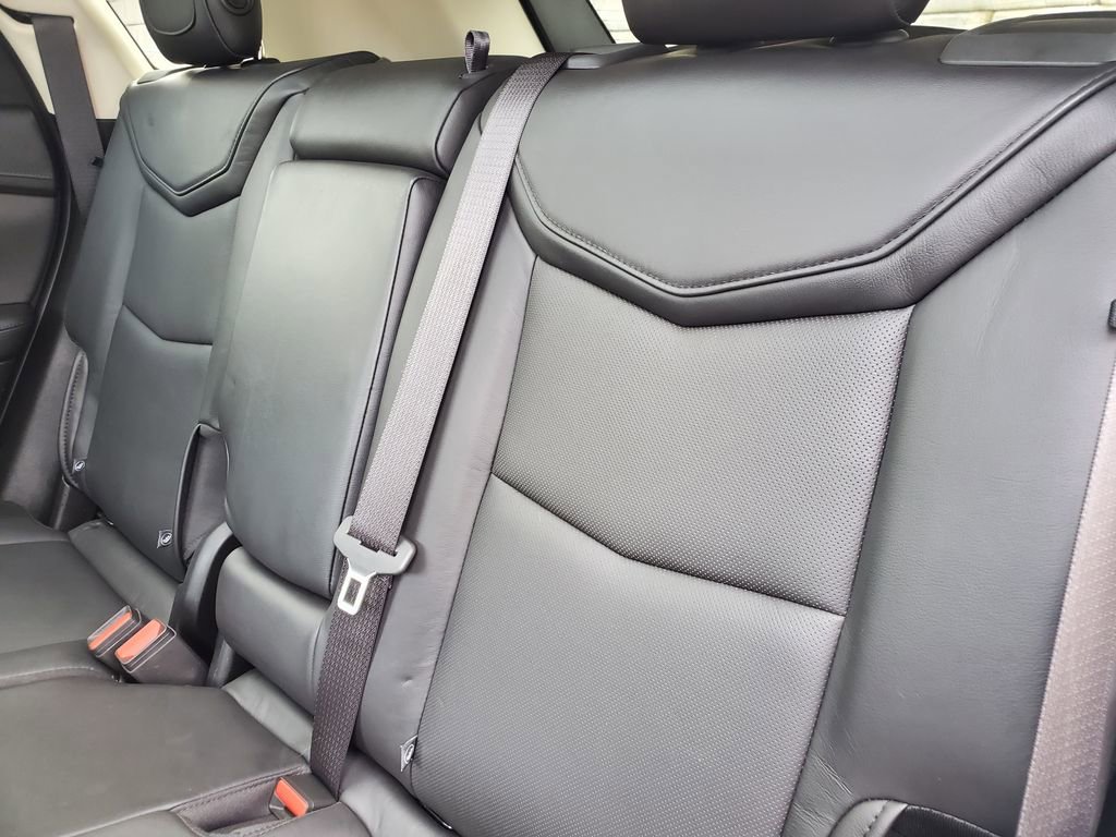 Used 2019 Cadillac XT5 Luxury w/ LPO, Black Ice Package image 33
