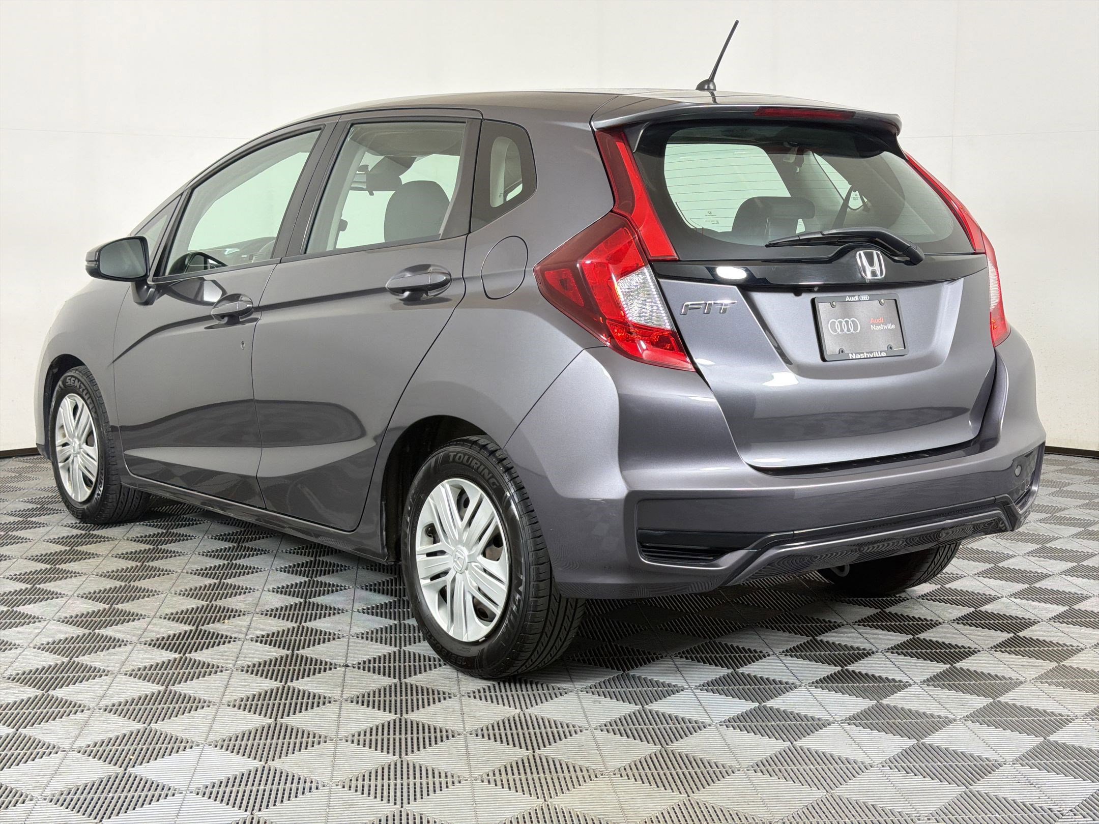 Used 2018 Honda Fit LX image 3