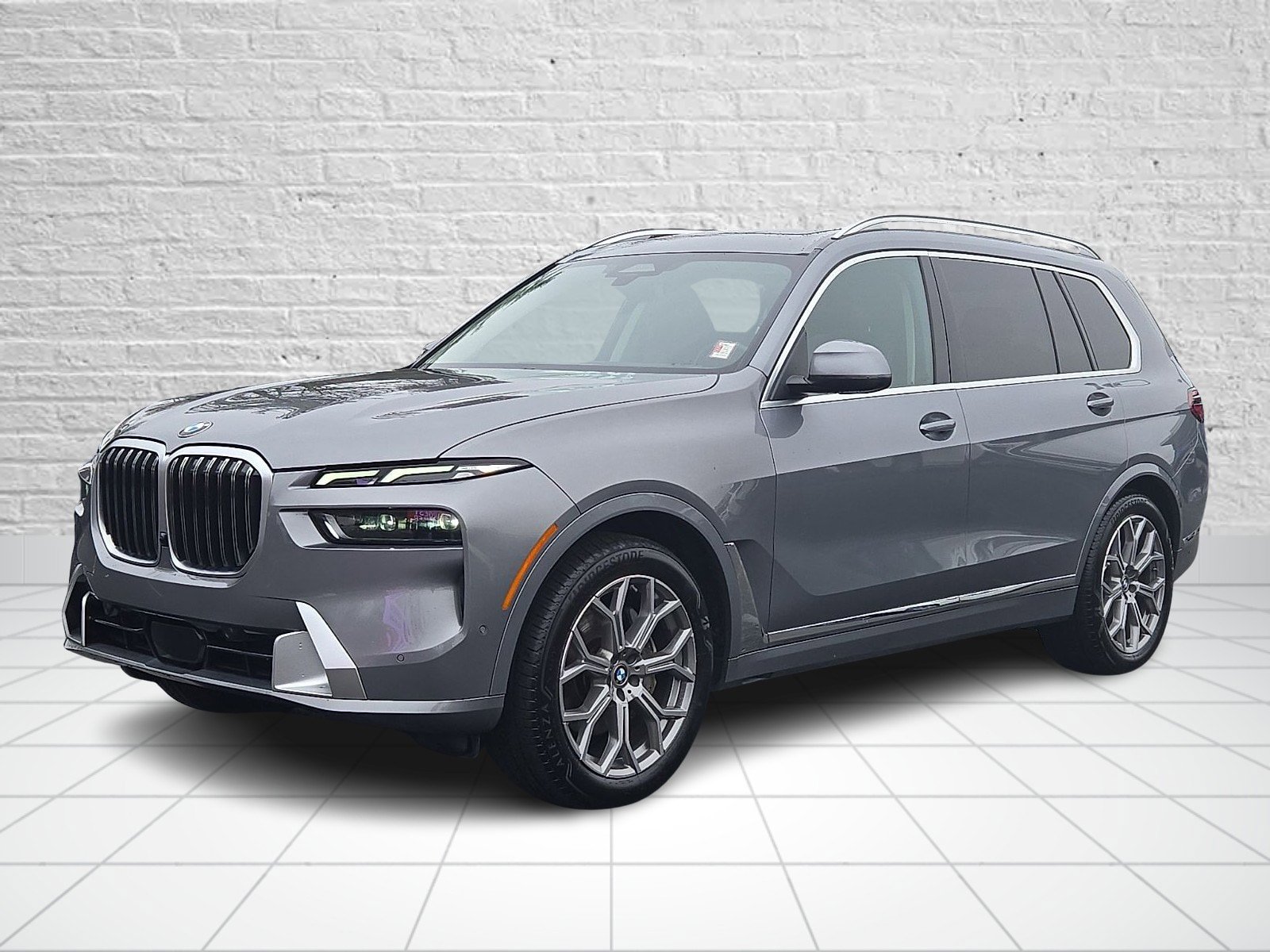 Used 2024 BMW X7 xDrive40i AWD/4WD image 3
