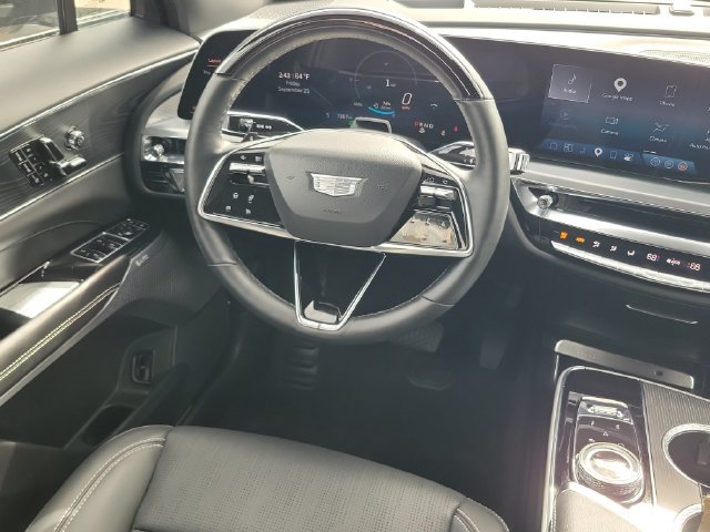 Certified 2024 Cadillac Lyriq Sport RWD image 26