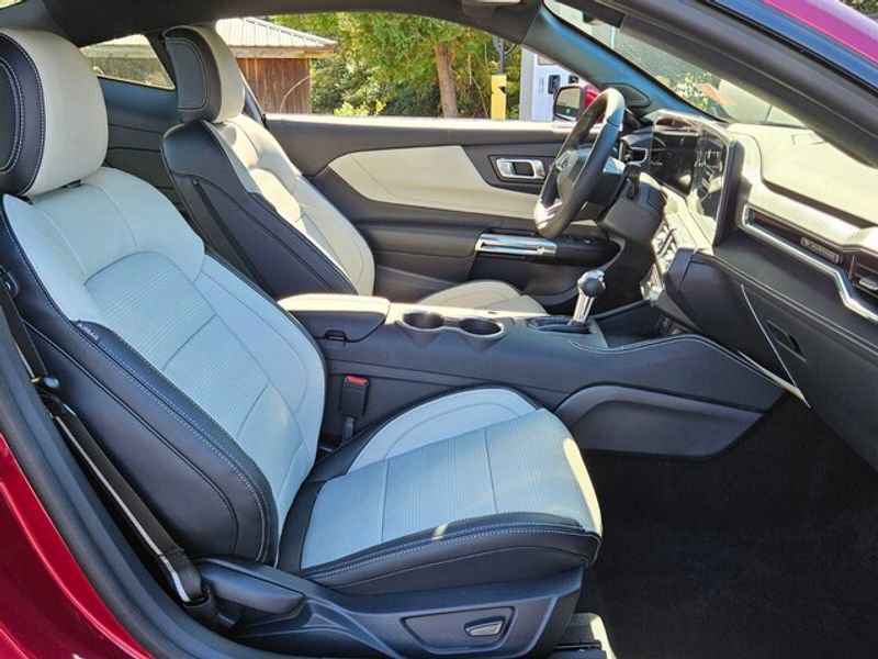 New 2025 Ford Mustang Premium image 14