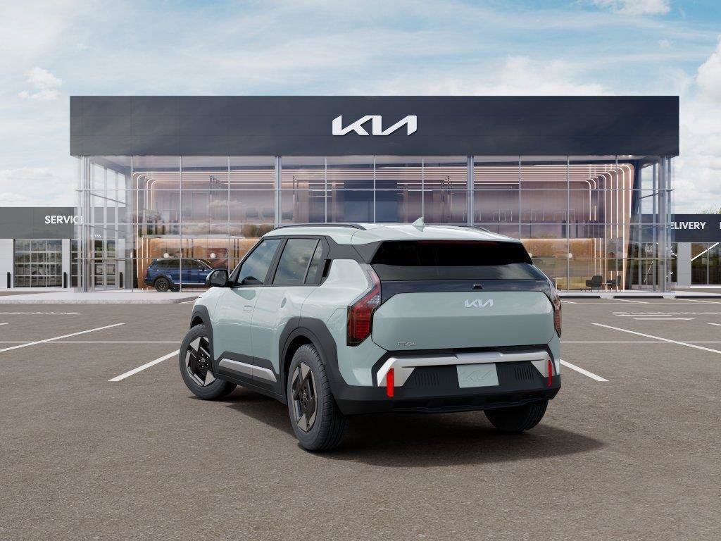 Used 2027 Kia EV3 Wind FWD image 4