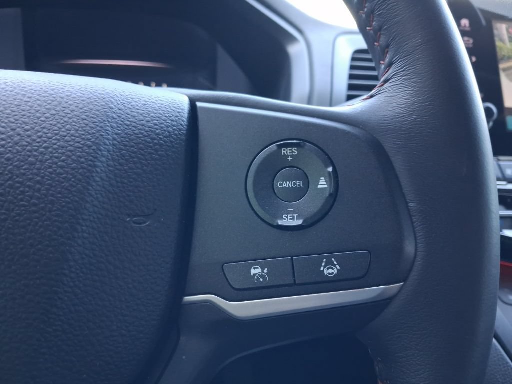 Certified 2024 Honda Odyssey Sport image 30
