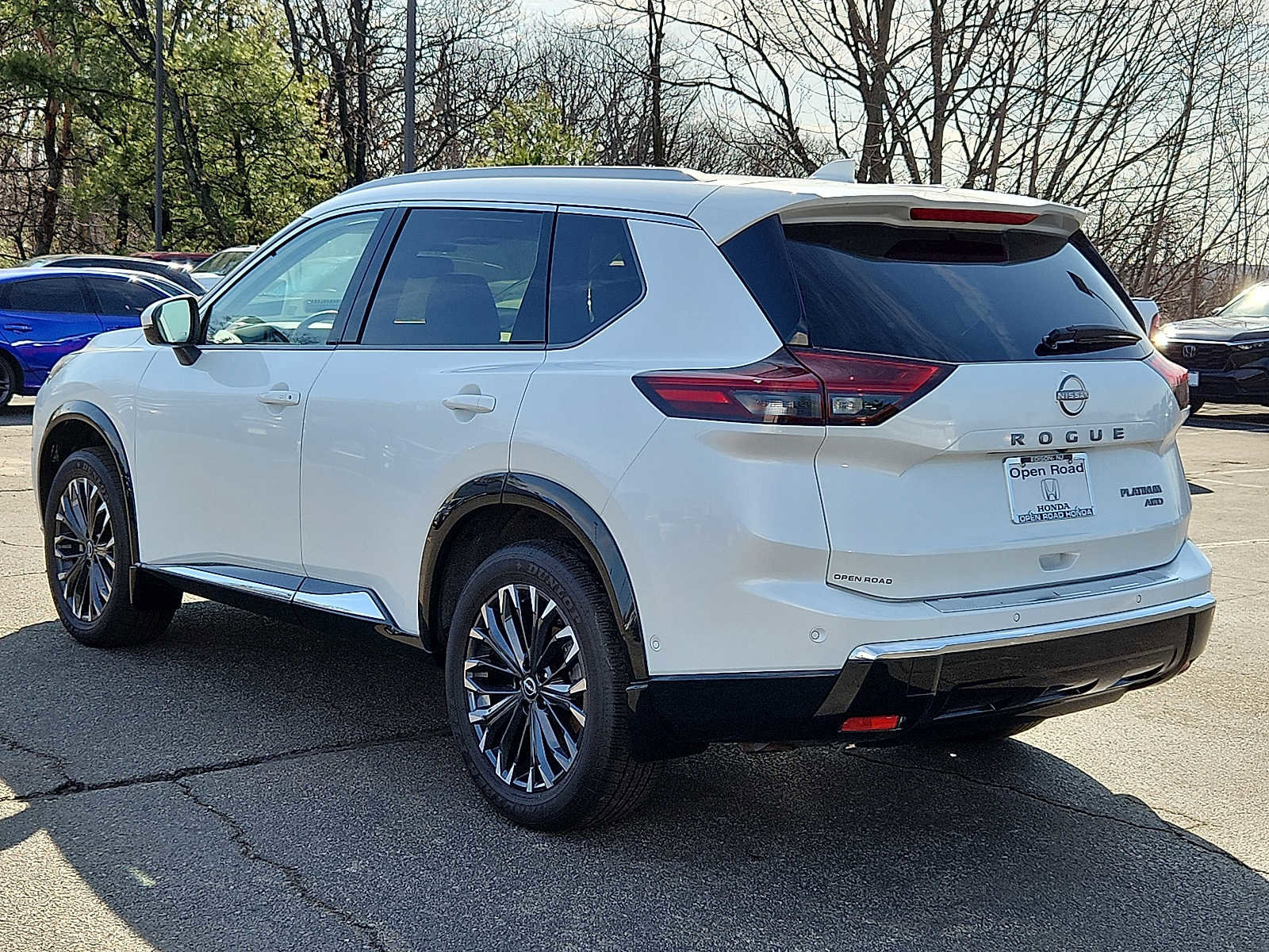 Used 2024 Nissan Rogue Platinum w/ Platinum Premium Package image 4