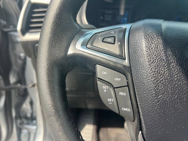 Used 2024 Ford Edge SEL AWD/4WD image 11