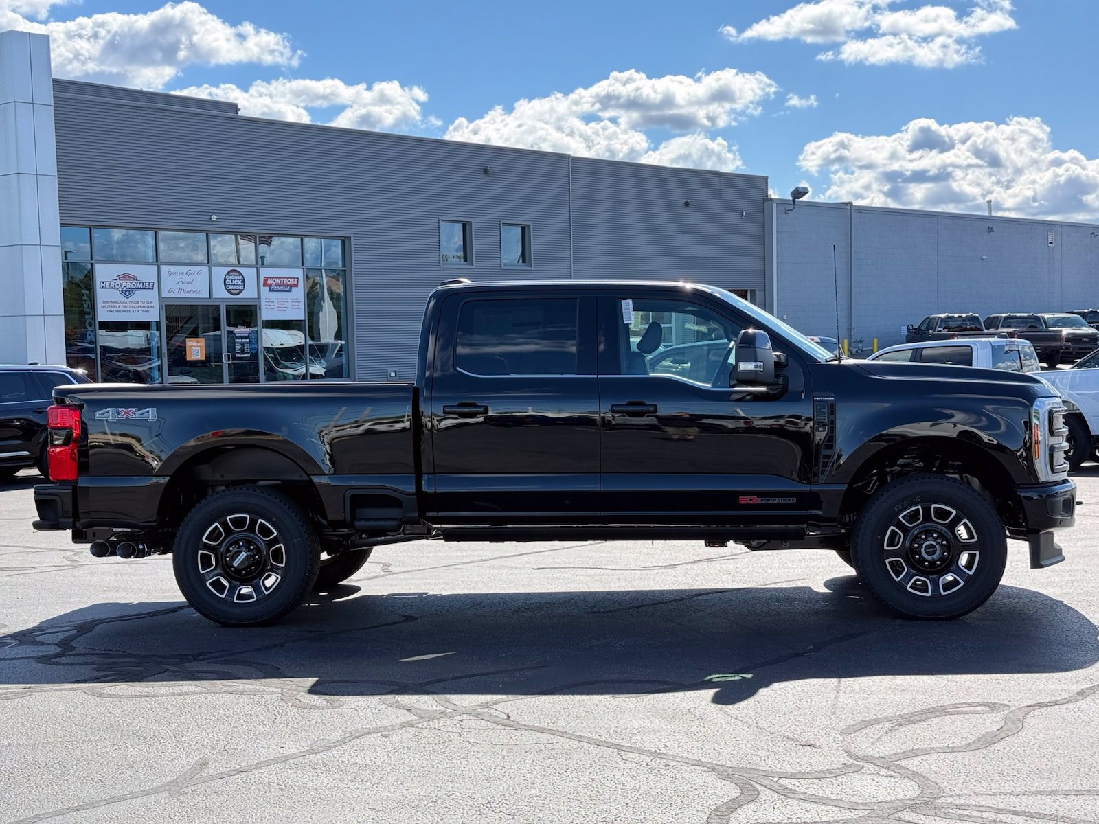 New 2027 Ford F250 Platinum w/ Snow Plow Prep Package AWD/4WD image 9