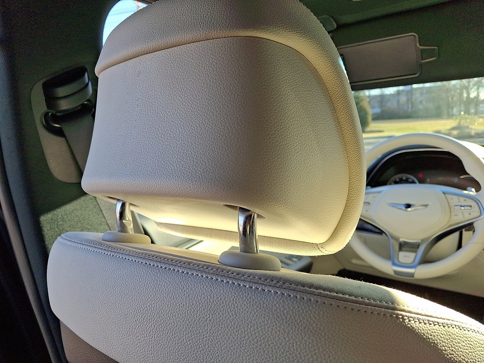 Certified 2025 Genesis Electrified GV70 image 13