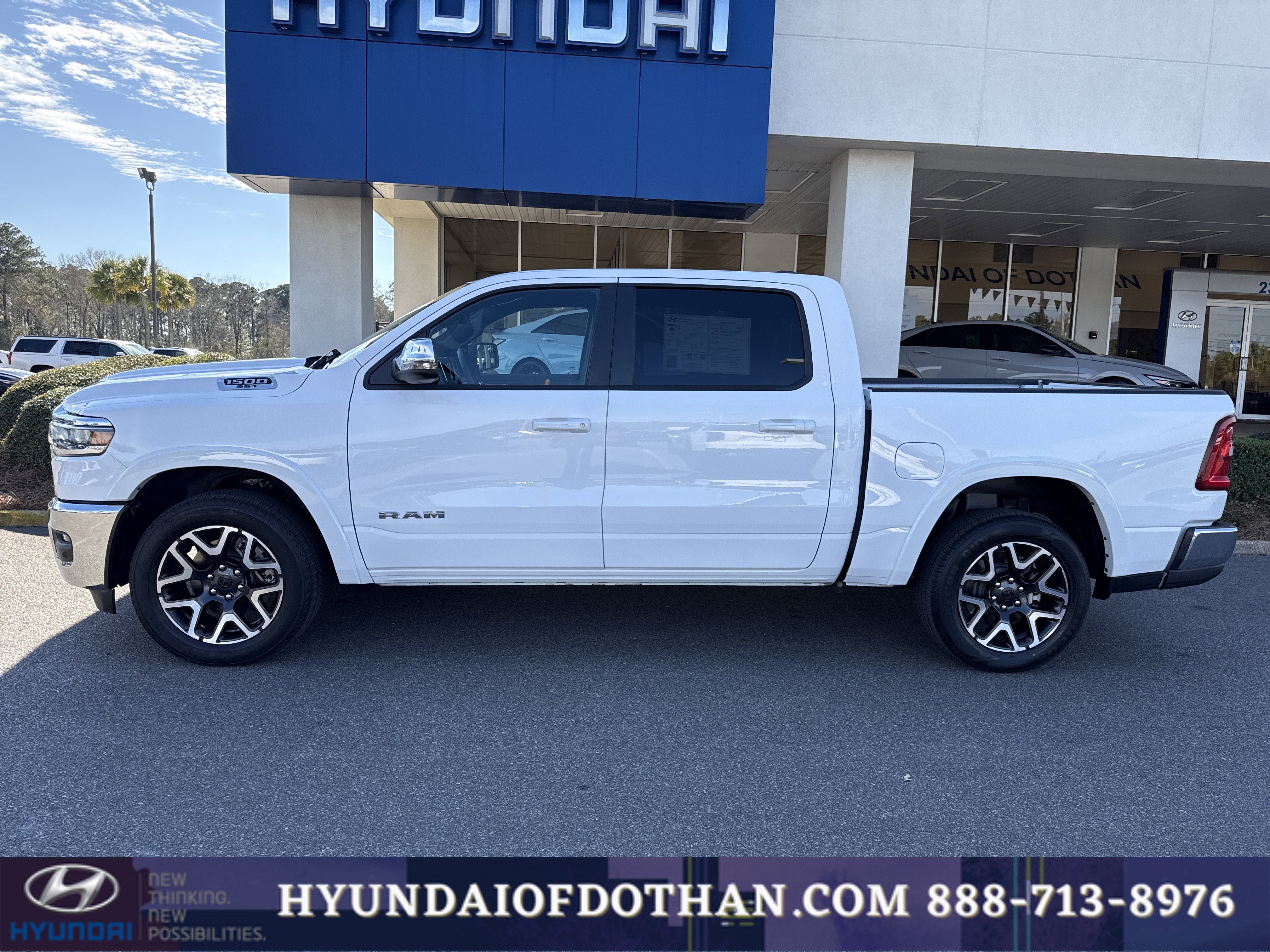 Used 2025 RAM 1500 Laramie image 2