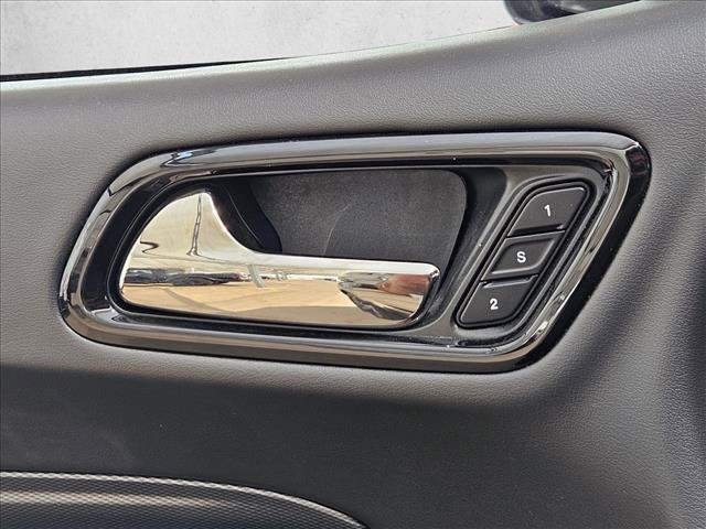 Used 2022 Dodge Durango R/T RWD image 25