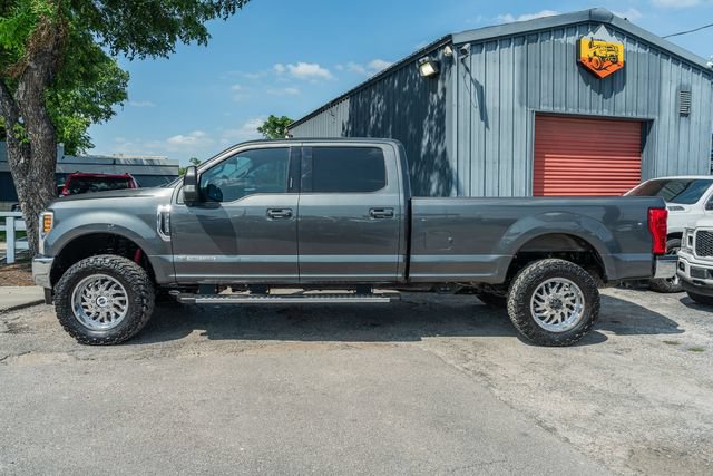 Used 2018 Ford F350 Lariat w/ Lariat Ultimate Package AWD/4WD image 3