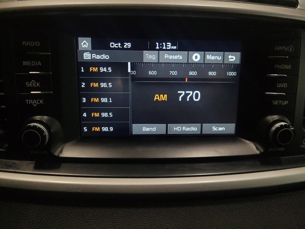 Used 2017 Kia Sorento LX w/ LX Convenience Package image 25