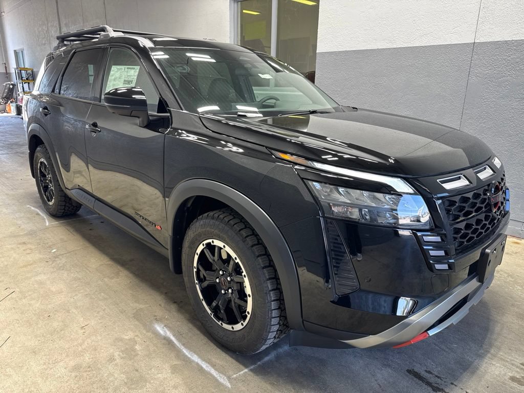 New 2026 Nissan Pathfinder Rock Creek w/ Rock Creek Premium Package AWD/4WD image 4