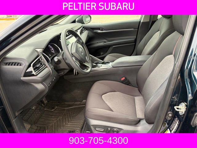 Used 2020 Toyota Camry LE image 6