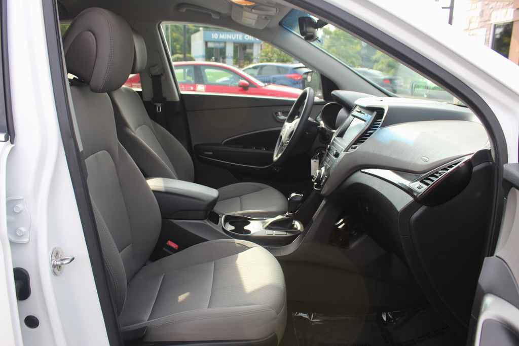 Used 2017 Hyundai Santa Fe Sport AWD/4WD image 31