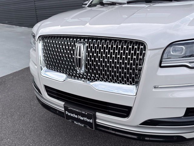 Used 2024 Lincoln Navigator Reserve AWD/4WD image 43