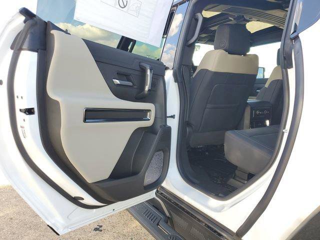 New 2026 GMC Hummer EV 2X image 10