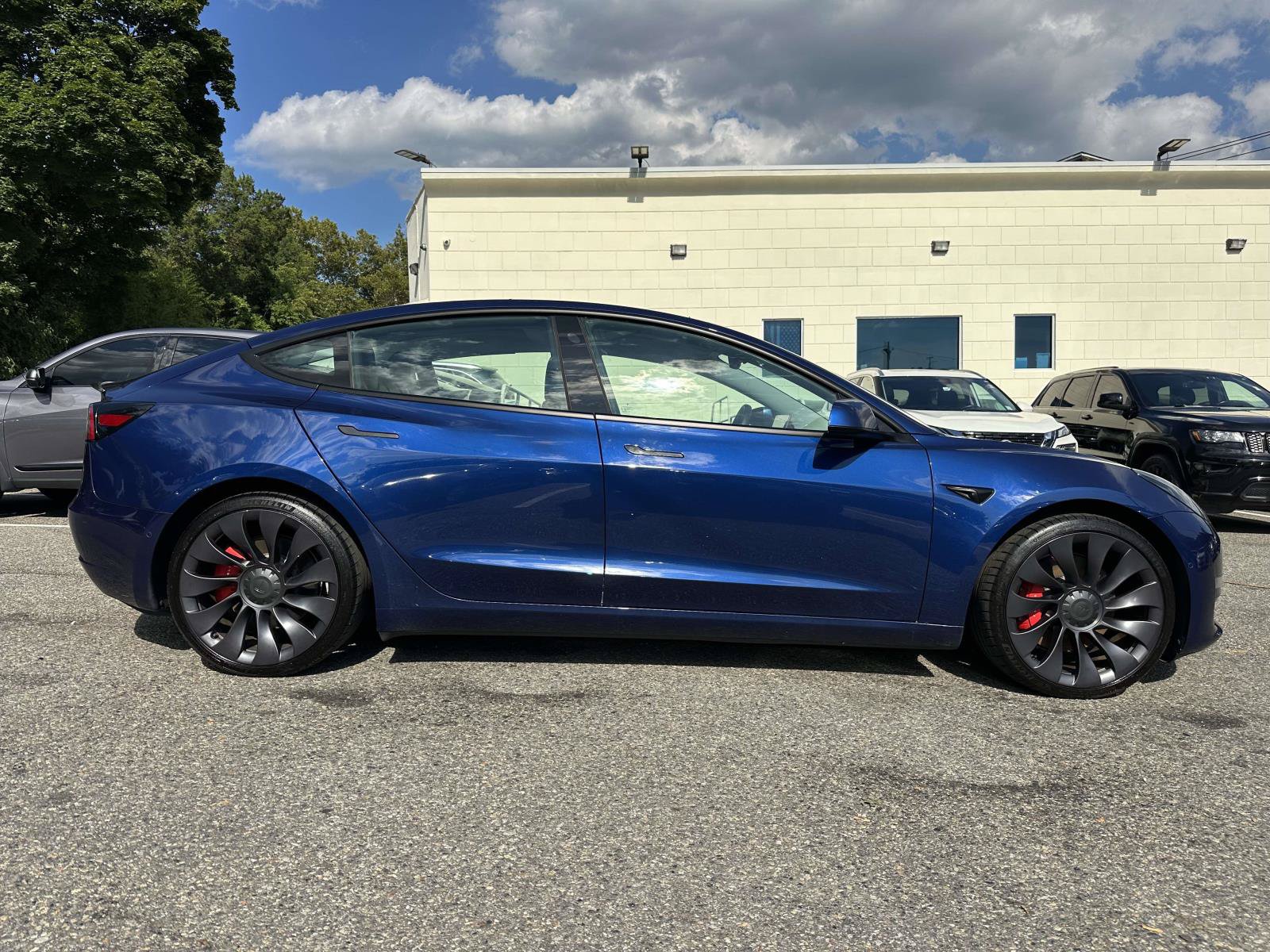 Used 2021 Tesla Model 3 Performance AWD/4WD image 2