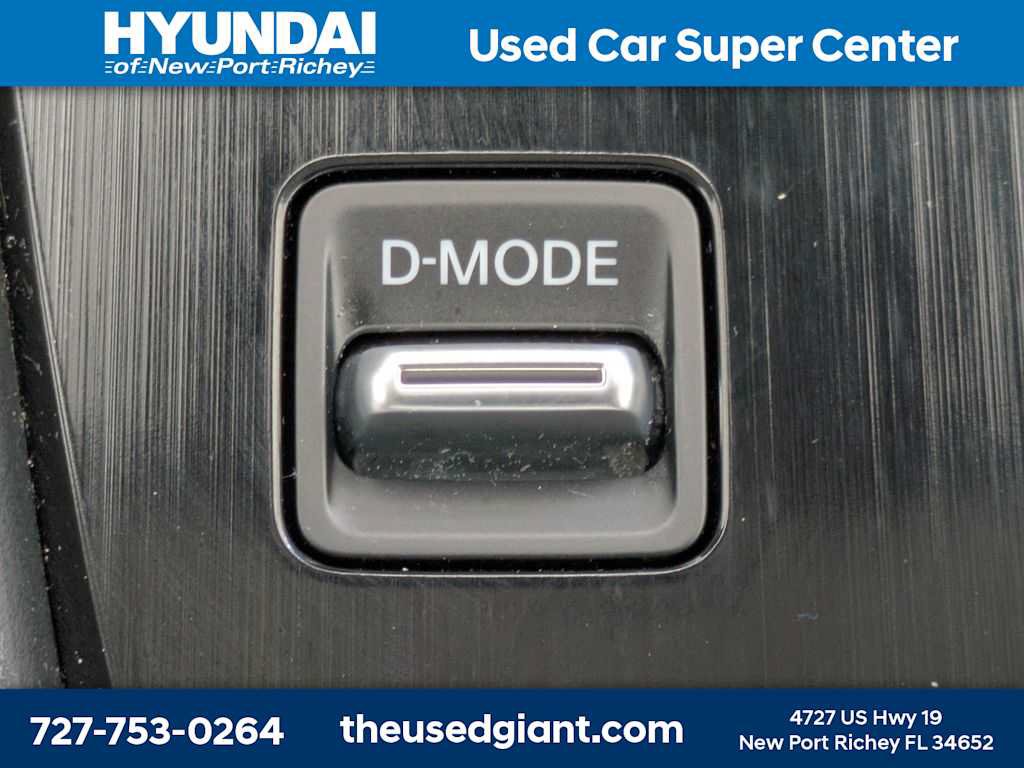 Used 2023 Nissan Rogue S FWD image 24