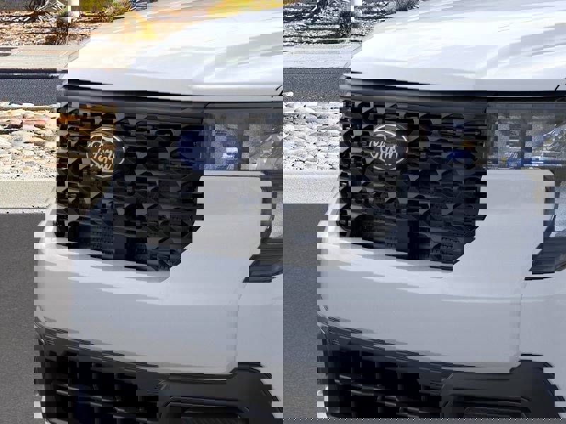 New 2026 Ford Maverick XLT image 18