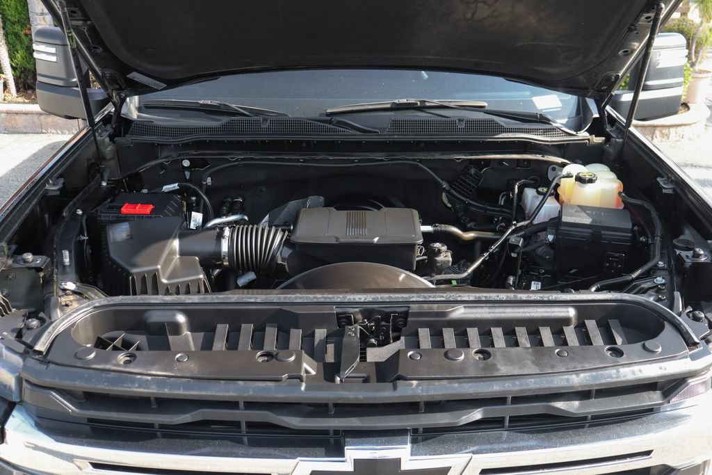 Used 2024 Chevrolet Silverado 2500 LT w/ Convenience Package AWD/4WD image 12
