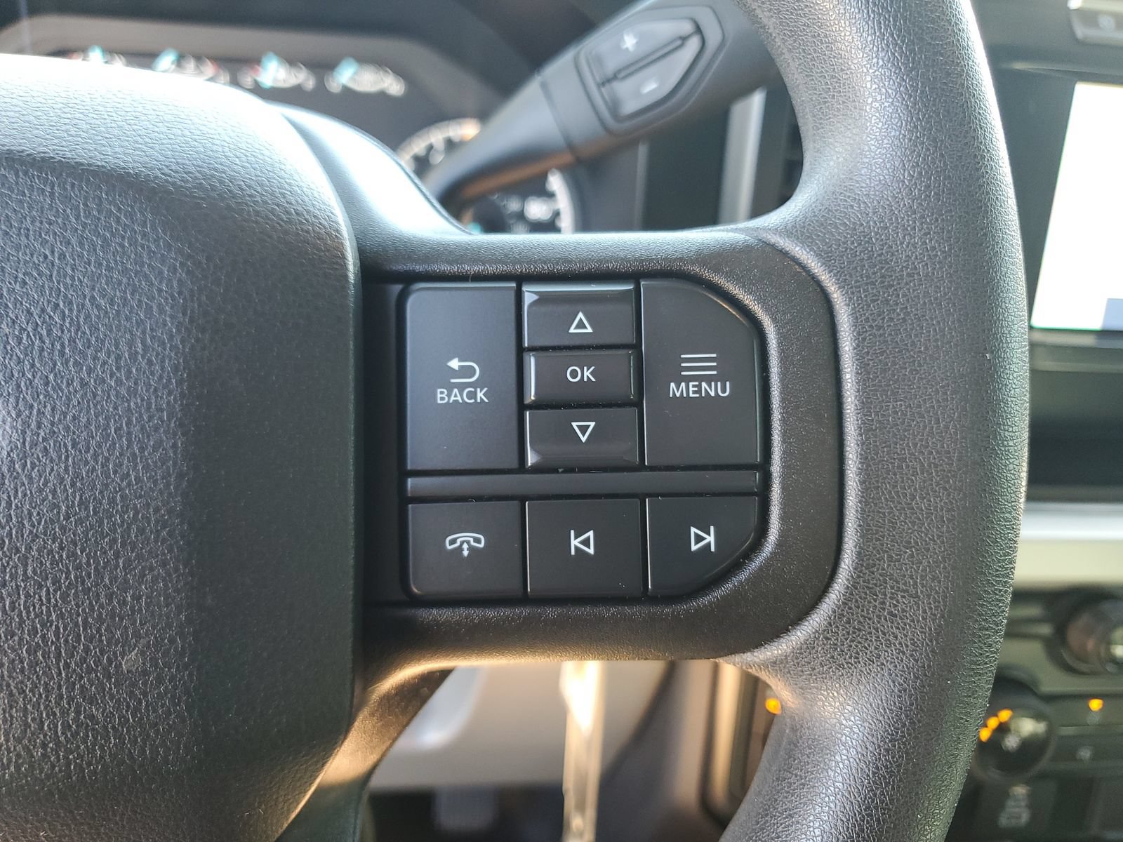Used 2023 Ford F350 XL w/ 360-Degree Camera Package AWD/4WD image 22