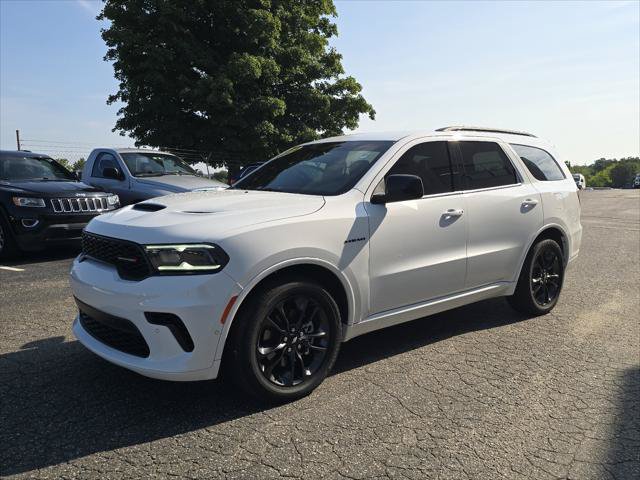 Certified 2025 Dodge Durango R/T w/ Blacktop Package AWD/4WD image 7