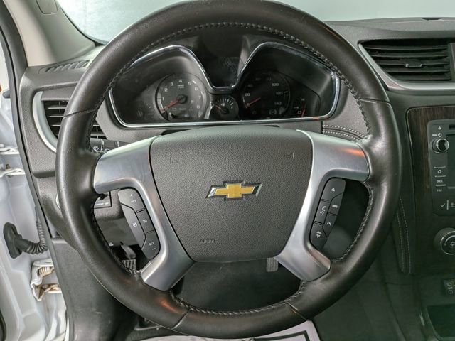 Used 2017 Chevrolet Traverse LT image 14