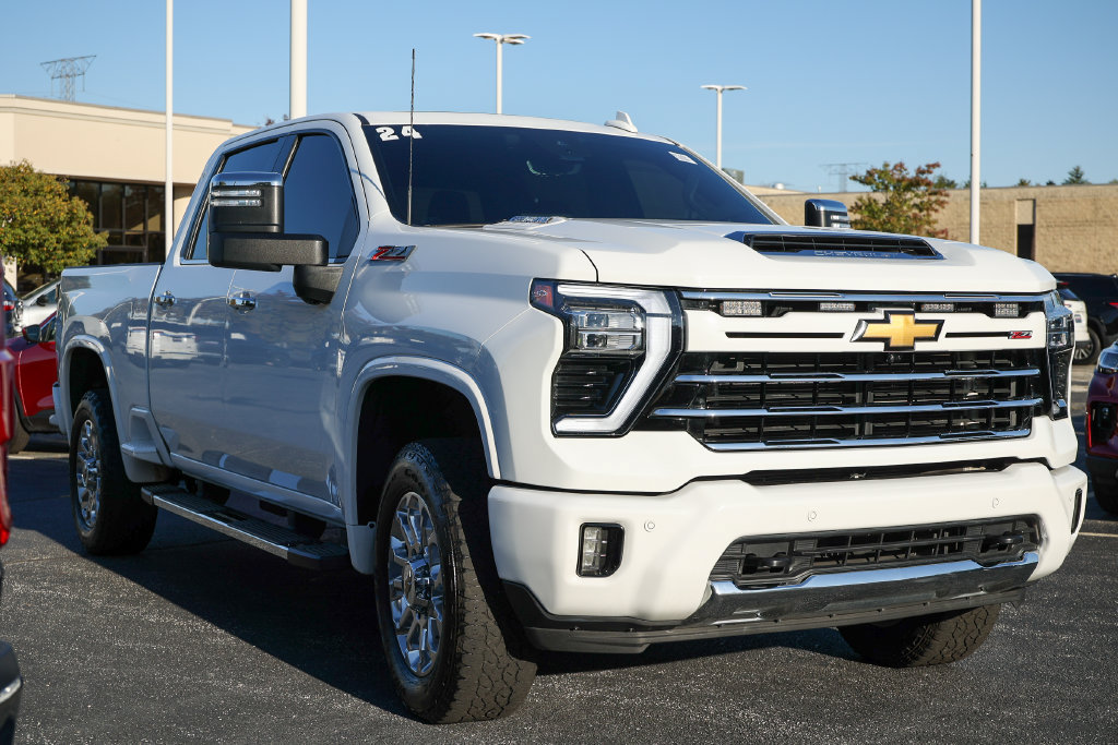 Used 2024 Chevrolet Silverado 2500 LTZ w/ LTZ Plus Package AWD/4WD image 29