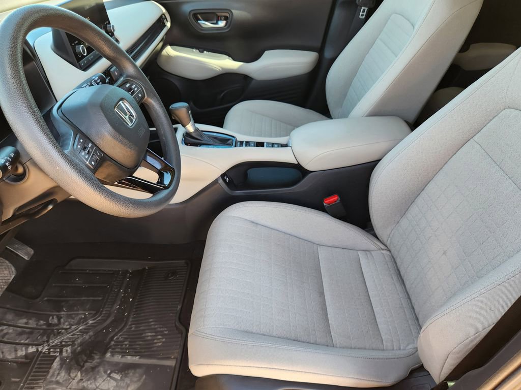 Used 2023 Honda HR-V LX image 13
