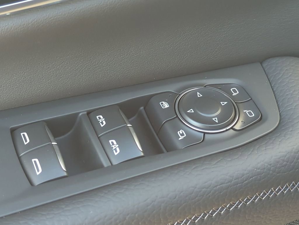 New 2026 GMC Yukon XL Denali image 22