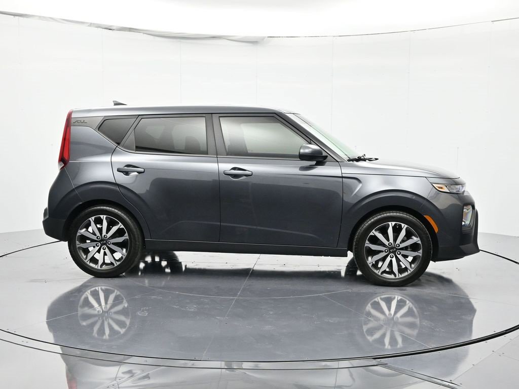 Used 2020 Kia Soul LX image 4