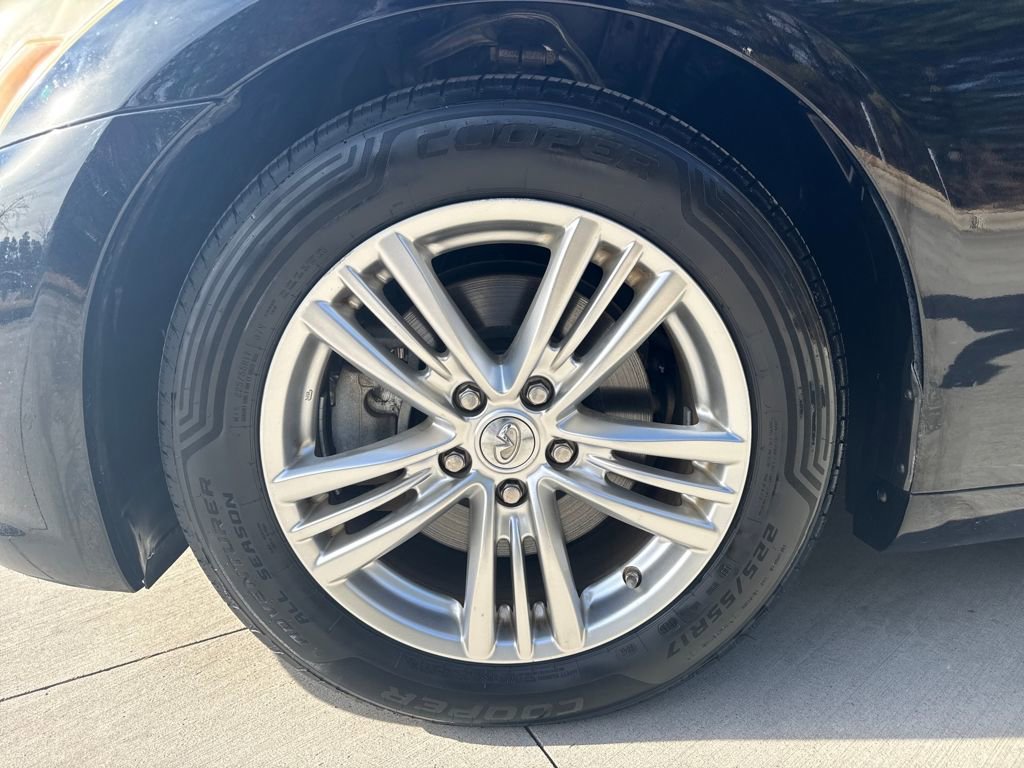 Used 2013 INFINITI G37 Journey w/ Premium Pkg image 11